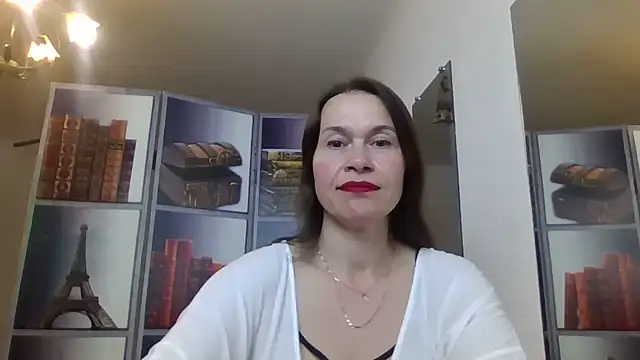 Selena Moo online show from 16, 5, 2026