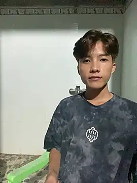 Nguyencuong1999 online show from 16, 5, 2026