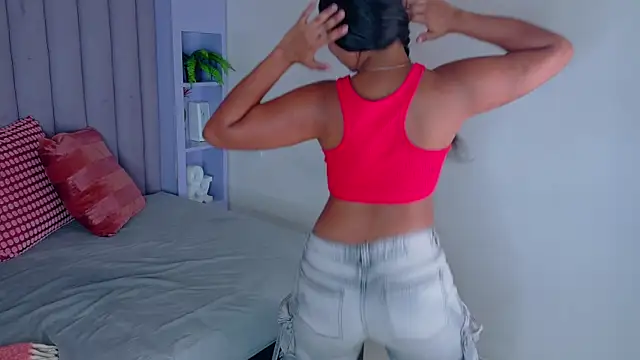 Snapshot of AhslyEvans__ chatting on 24, 7, 2026 AhslyEvans online show from 24, 7, 2026