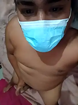 Snapshot of alexfrank24 chatting on 13, 4, 2026 alexfrank24 online show from 13, 4, 2026