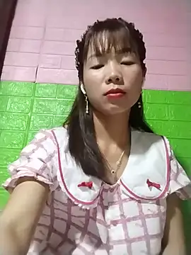 AmyLinee01 online show from 5, 6, 2026