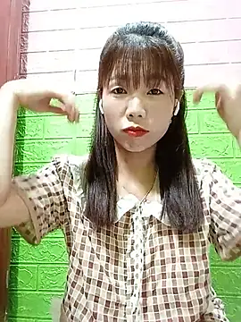 Snapshot of AmyLinee01 chatting on 12, 7, 2026 AmyLinee01 online show from 12, 7, 2026