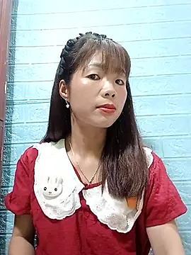 Snapshot of AmyLinee01 chatting on 19, 7, 2026 AmyLinee01 online show from 19, 7, 2026