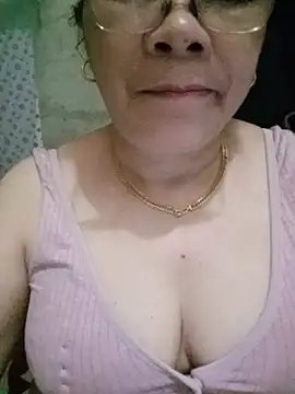 Snapshot of Funsexy1 chatting on 21, 5, 2026 Funsexy1 online show from 21, 5, 2026