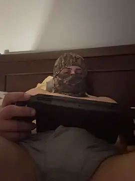 Snapshot of StarDust61 chatting on 26, 3, 2026 StarDust61 online show from 26, 3, 2026