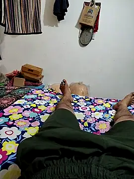 roselover2222 online show from 11, 4, 2026