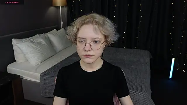 Snapshot of HottoKori chatting on 8, 5, 2026 HottoKori online show from 8, 5, 2026