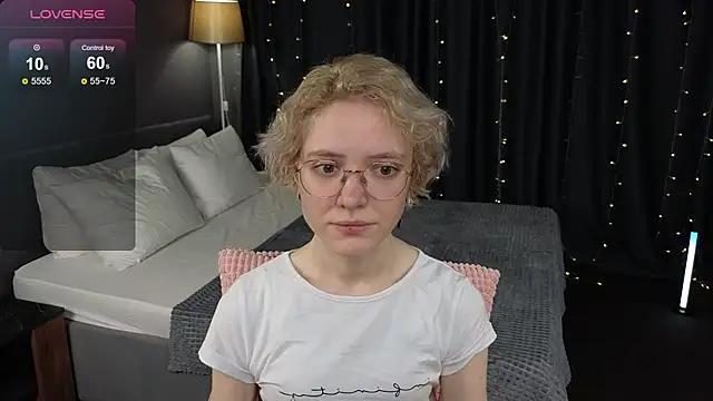 Snapshot of HottoKori chatting on 12, 5, 2026 HottoKori online show from 12, 5, 2026