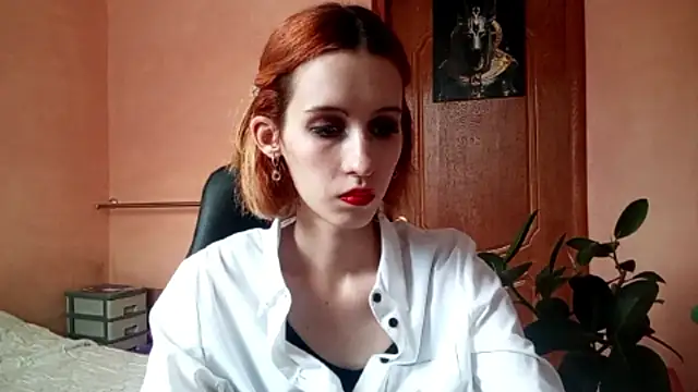 Snapshot of SirenFrost chatting on 11, 6, 2026 SirenFrost online show from 11, 6, 2026