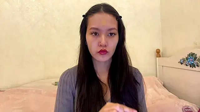 ayanovae online show from 3, 4, 2026