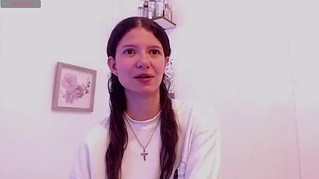 Snapshot of sofy_bonnet1 chatting on 9, 4, 2026 sofy bonnet1 online show from 9, 4, 2026