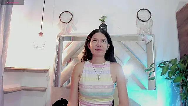 Snapshot of sofy_bonnet1 chatting on 23, 4, 2026 sofy bonnet1 online show from 23, 4, 2026