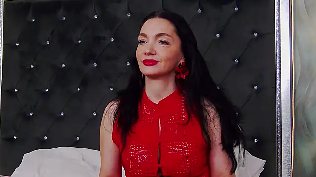 Snapshot of GraceMontclaire chatting on 31, 5, 2026 GraceMontclaire online show from 31, 5, 2026