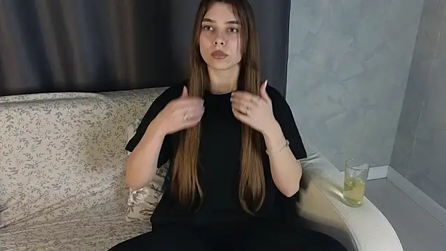 LynnWalker online show from 26, 3, 2026