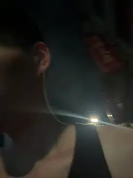 Snapshot of CalvinHY chatting on 28, 7, 2026 CalvinHY online show from 28, 7, 2026