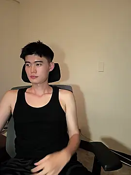 Snapshot of CalvinHY chatting on 31, 7, 2026 CalvinHY online show from 31, 7, 2026
