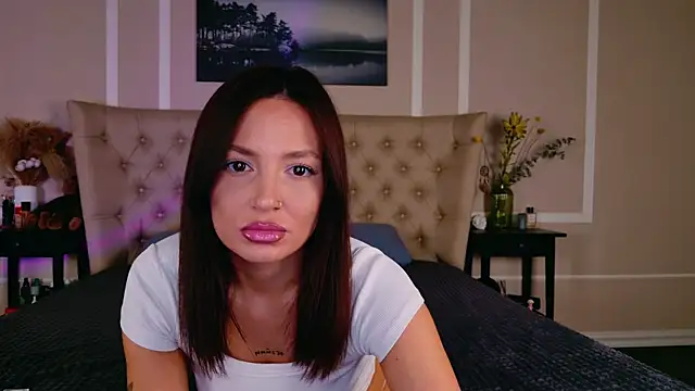 Snapshot of Alexa_Stain chatting on 7, 4, 2026 Alexa Stain online show from 7, 4, 2026