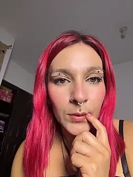Snapshot of Amelie-RedHoney chatting on 24, 5, 2026 Amelie-RedHoney online show from 24, 5, 2026