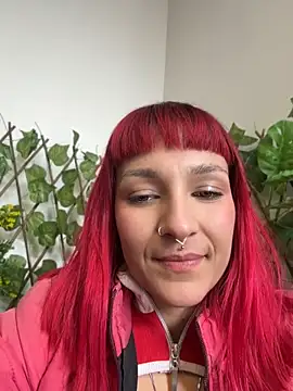 Snapshot of Amelie-RedHoney chatting on 7, 6, 2026 Amelie-RedHoney online show from 7, 6, 2026