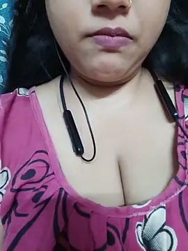 strip mayuri online show from 17, 5, 2026
