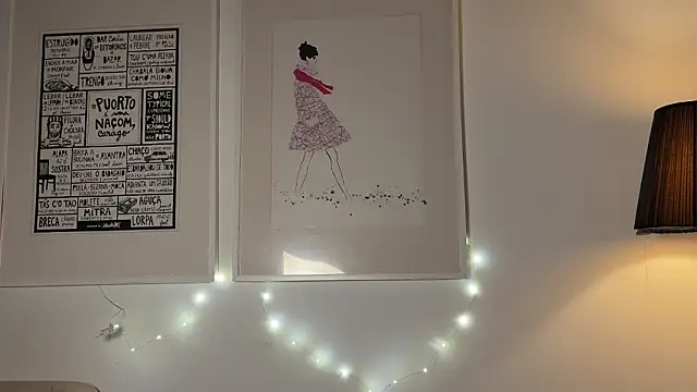 Snapshot of rossilaari chatting on 25, 3, 2026 rossilaari online show from 25, 3, 2026