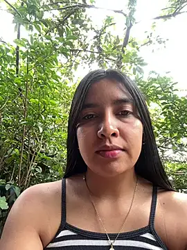 HaileyBiieber online show from 5, 4, 2026