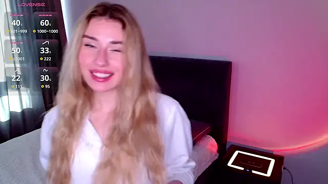 Snapshot of LulyDOLL chatting on 17, 4, 2026 LulyDOLL online show from 17, 4, 2026