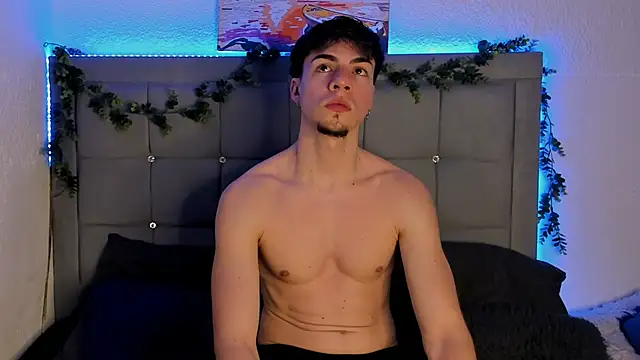 nate love7 online show from 20, 4, 2026
