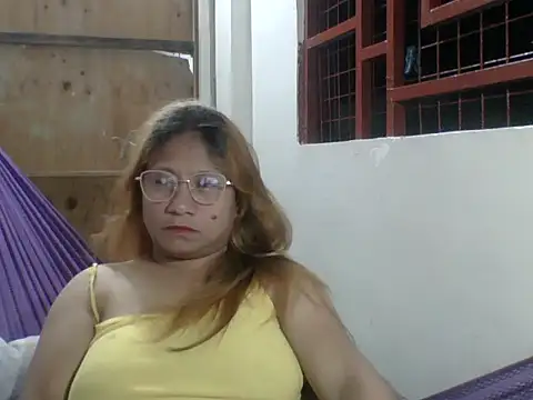 PinayChristine online show from 13, 7, 2026