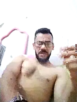 Snapshot of Alimohamed08 chatting on 2, 5, 2026 Alimohamed08 online show from 2, 5, 2026