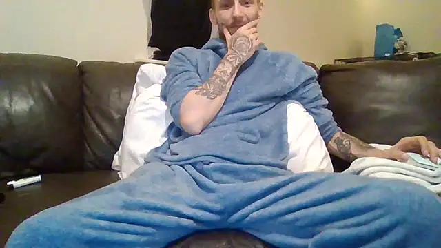 Snapshot of feetlovrr94 chatting on 9, 4, 2026 feetlovrr94 online show from 9, 4, 2026