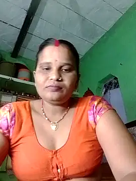 Snapshot of Shivani09900 chatting on 26, 5, 2026 Shivani09900 online show from 26, 5, 2026