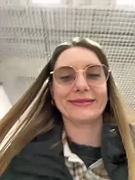 FReyja 44 online show from 11, 4, 2026