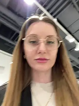 FReyja 44 online show from 27, 4, 2026