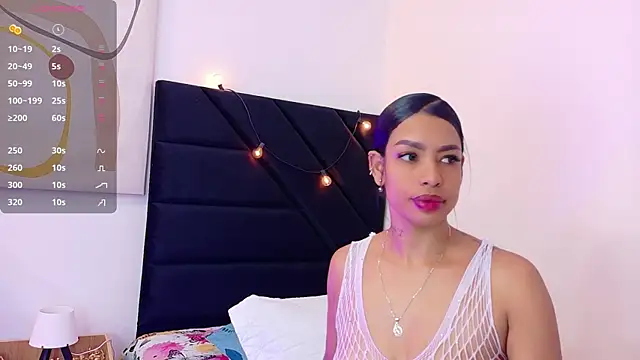 Snapshot of skinnyindiansluttt chatting on 31, 5, 2026 skinnyindiansluttt online show from 31, 5, 2026