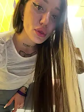 SaintSquirt online show from 9, 7, 2026
