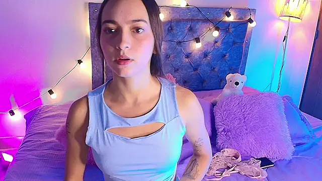 Daphne Rosse online show from 31, 7, 2026