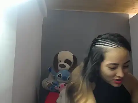 Snapshot of Ivanna_Vegax chatting on 5, 4, 2026 Ivanna Vegax online show from 5, 4, 2026