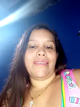 Snapshot of alexandra-queen chatting on 6, 5, 2026 alexandra-queen online show from 6, 5, 2026