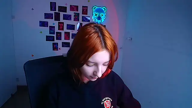 Snapshot of Butterfly_Milly chatting on 11, 4, 2026 Butterfly Milly online show from 11, 4, 2026