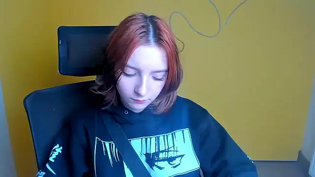 Snapshot of Butterfly_Milly chatting on 25, 4, 2026 Butterfly Milly online show from 25, 4, 2026