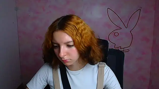 Snapshot of Butterfly_Milly chatting on 23, 6, 2026 Butterfly Milly online show from 23, 6, 2026