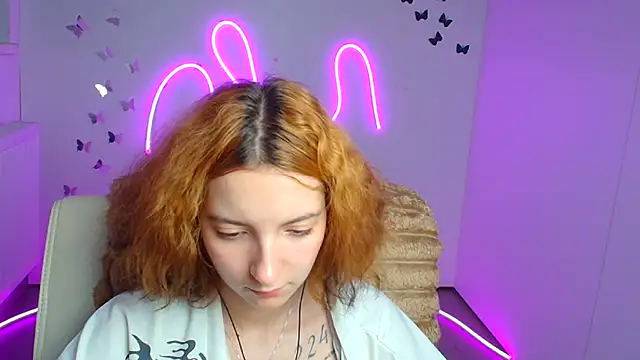 Snapshot of Butterfly_Milly chatting on 27, 6, 2026 Butterfly Milly online show from 27, 6, 2026