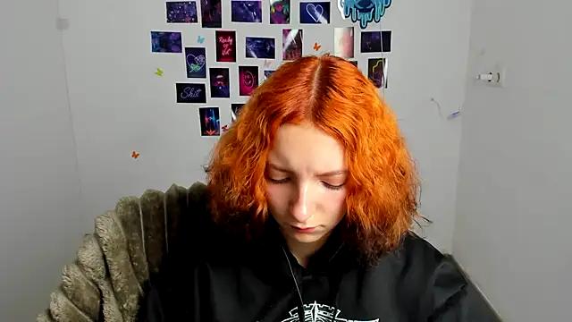 Snapshot of Butterfly_Milly chatting on 6, 7, 2026 Butterfly Milly online show from 6, 7, 2026