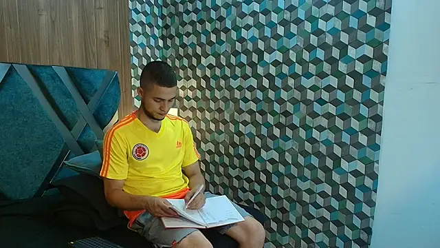 Snapshot of Joaho_Fernandez chatting on 13, 5, 2026 Joaho Fernandez online show from 13, 5, 2026