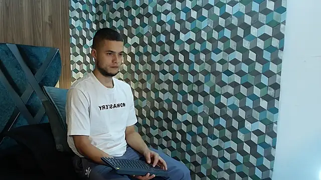 Snapshot of Joaho_Fernandez chatting on 15, 5, 2026 Joaho Fernandez online show from 15, 5, 2026