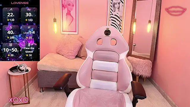 Soffi x x  online show from 10, 7, 2026