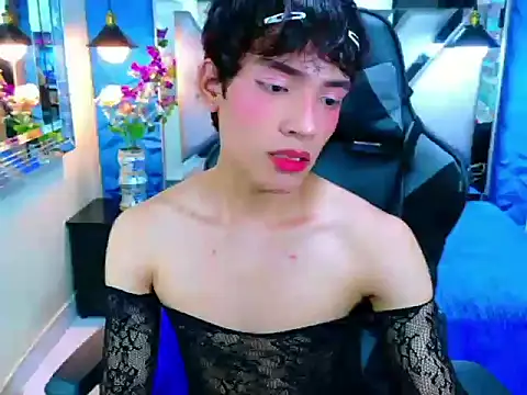 IsaacNovaa online show from 6, 4, 2026