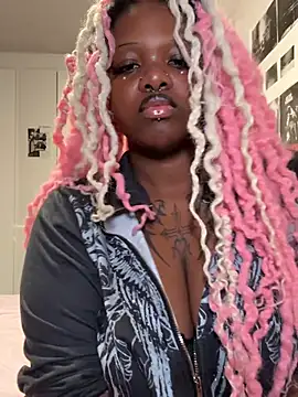Nyla xox online show from 28, 3, 2026