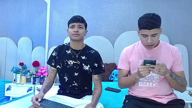 party duo playboy online show from 10, 5, 2026